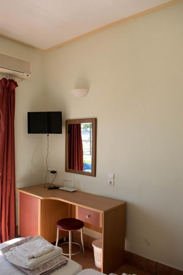 Mirtia Hotel Pefki  Exteriör bild